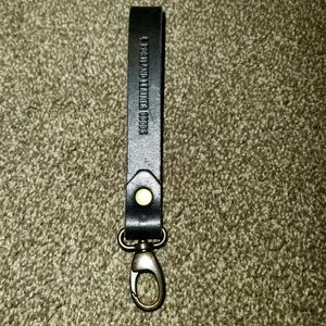 Portland Leather Black Wrist Strap